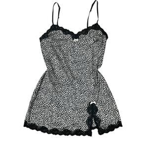 Victoria's Secret Y2K Black & Ivory Coquette Cheetah Print Lace Trim Y2K Chemise